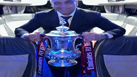 “心有余悸！莫耶斯忆及旧事：阿什利-扬跌倒当判点球，我仍感当时场景”